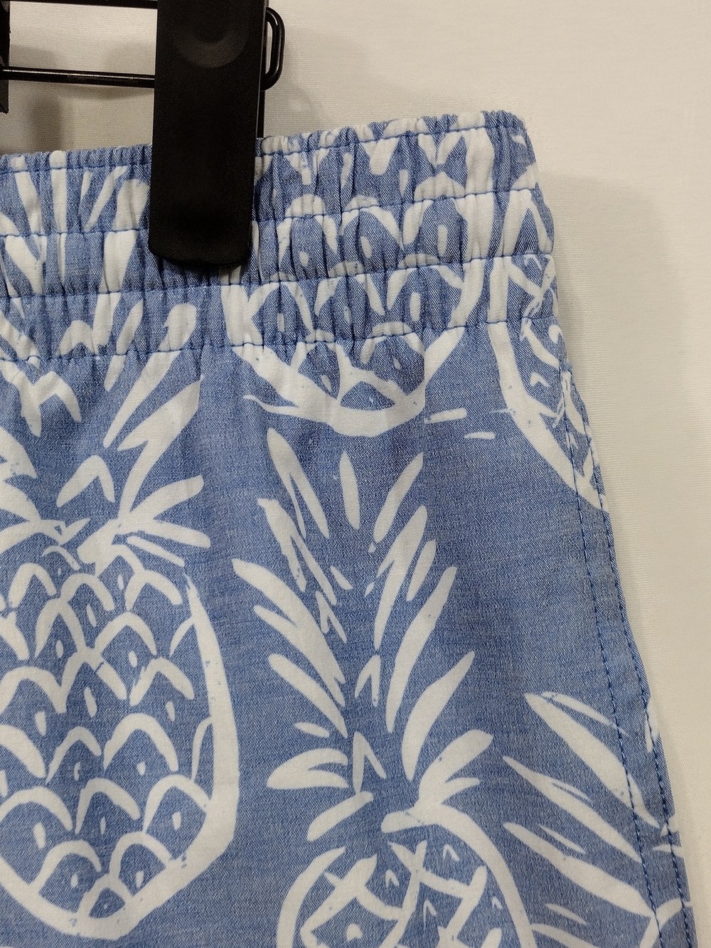 Chubbies Pineapple Print Swim Trunks Mens L Blue Vacation Beach Swim Outdoor - Picture 2 of 6
